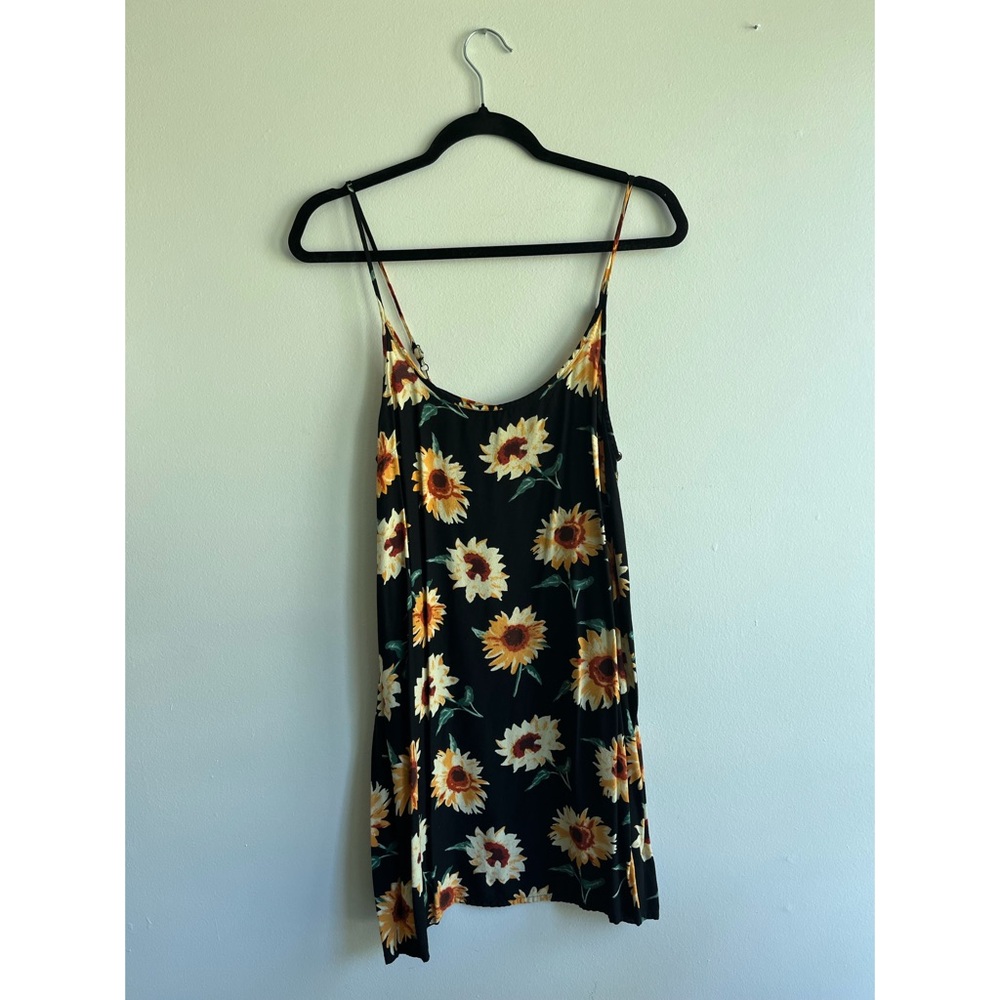 Urban Outfitters Kimchi Blue Sunflower 90s Tank Dress Size Medium